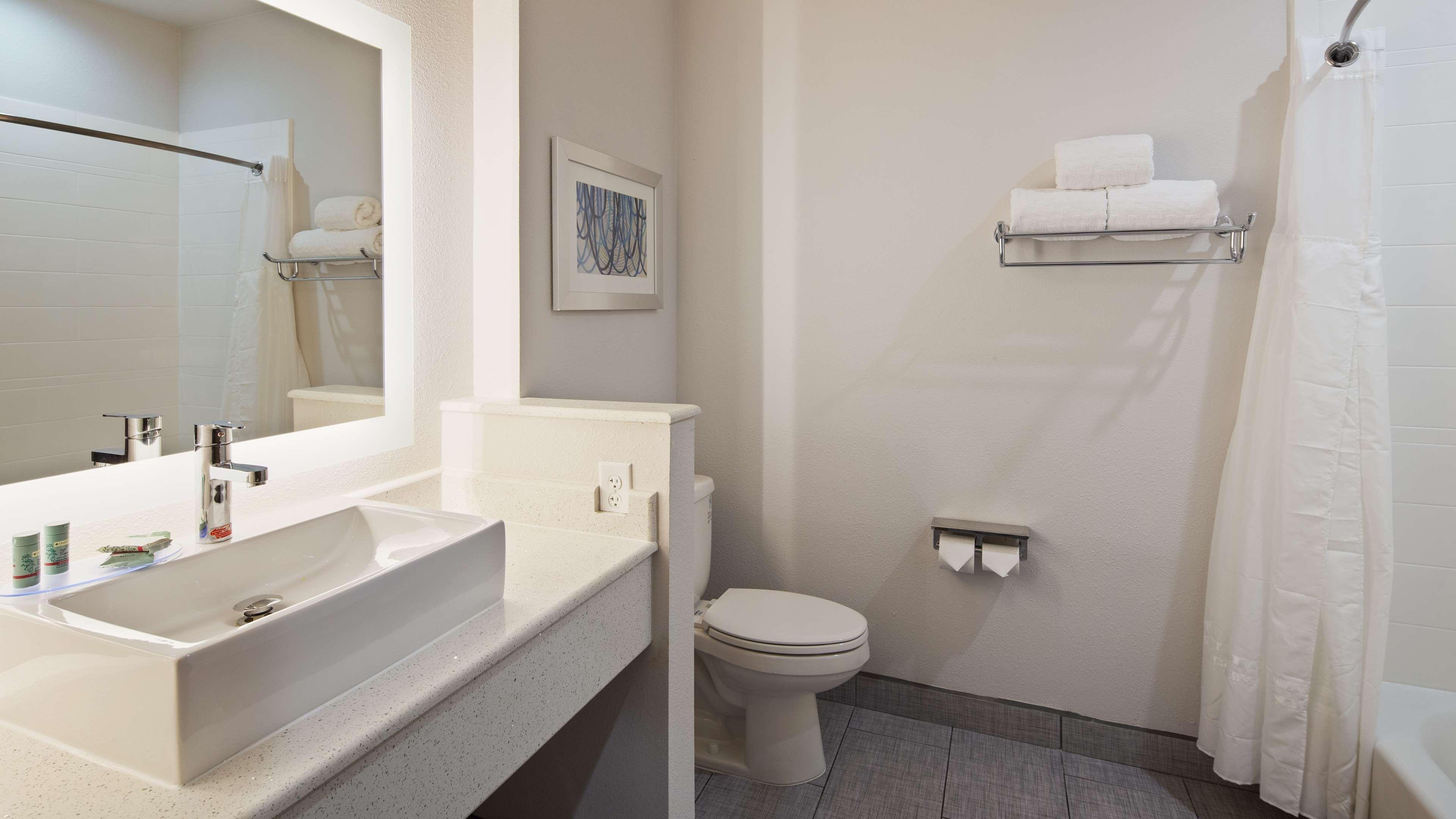 Best Western Green Oaks Inn La Vernia Exterior photo